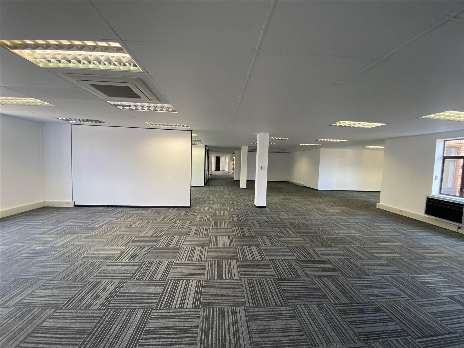 1018  m² Commercial space in Morningside photo number 26