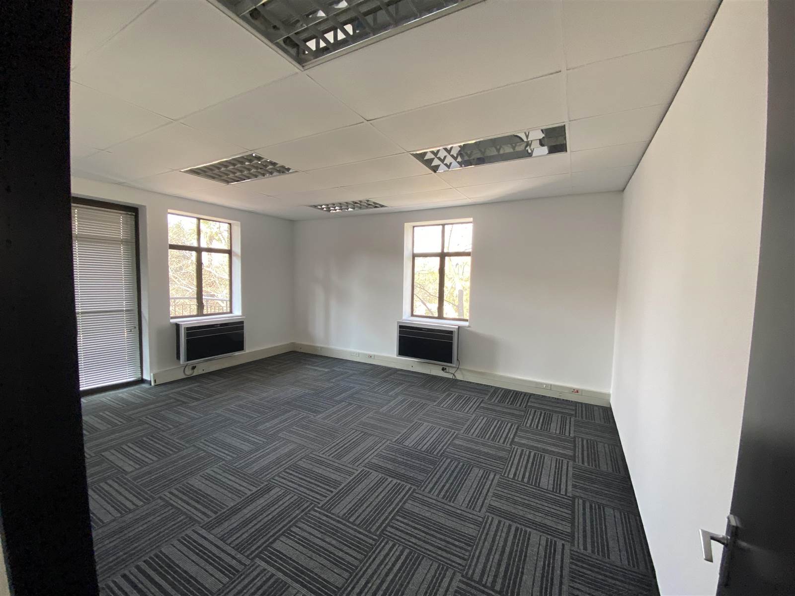 1018  m² Commercial space in Morningside photo number 24