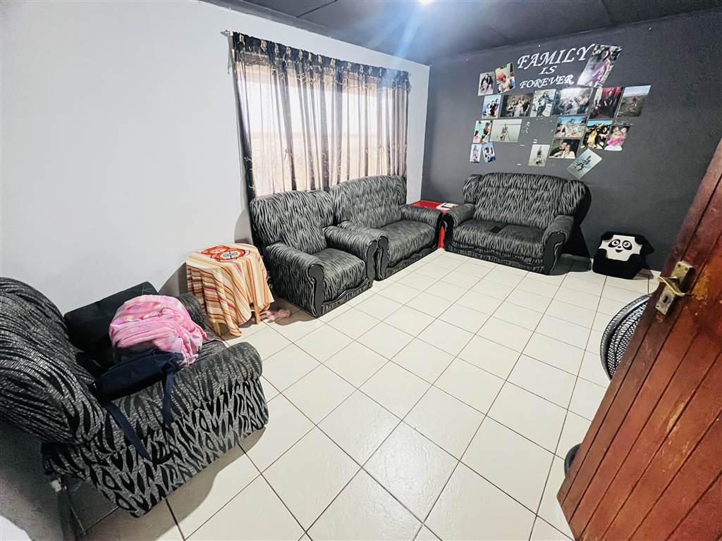 2 Bed Apartment for sale in Algoa Park T4601629 Private Property