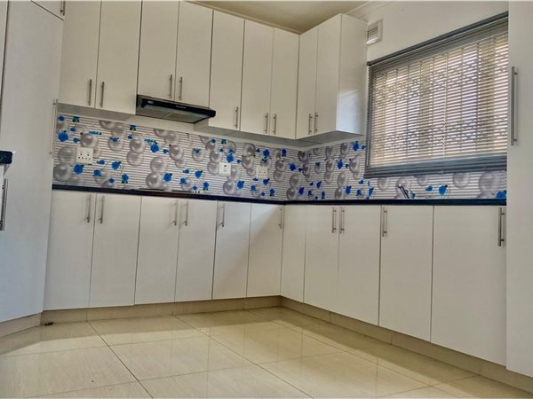3 Bedroom Simplex 3 Bedroom Simplex