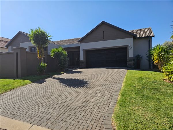 3 Bed House in Midstream Hill