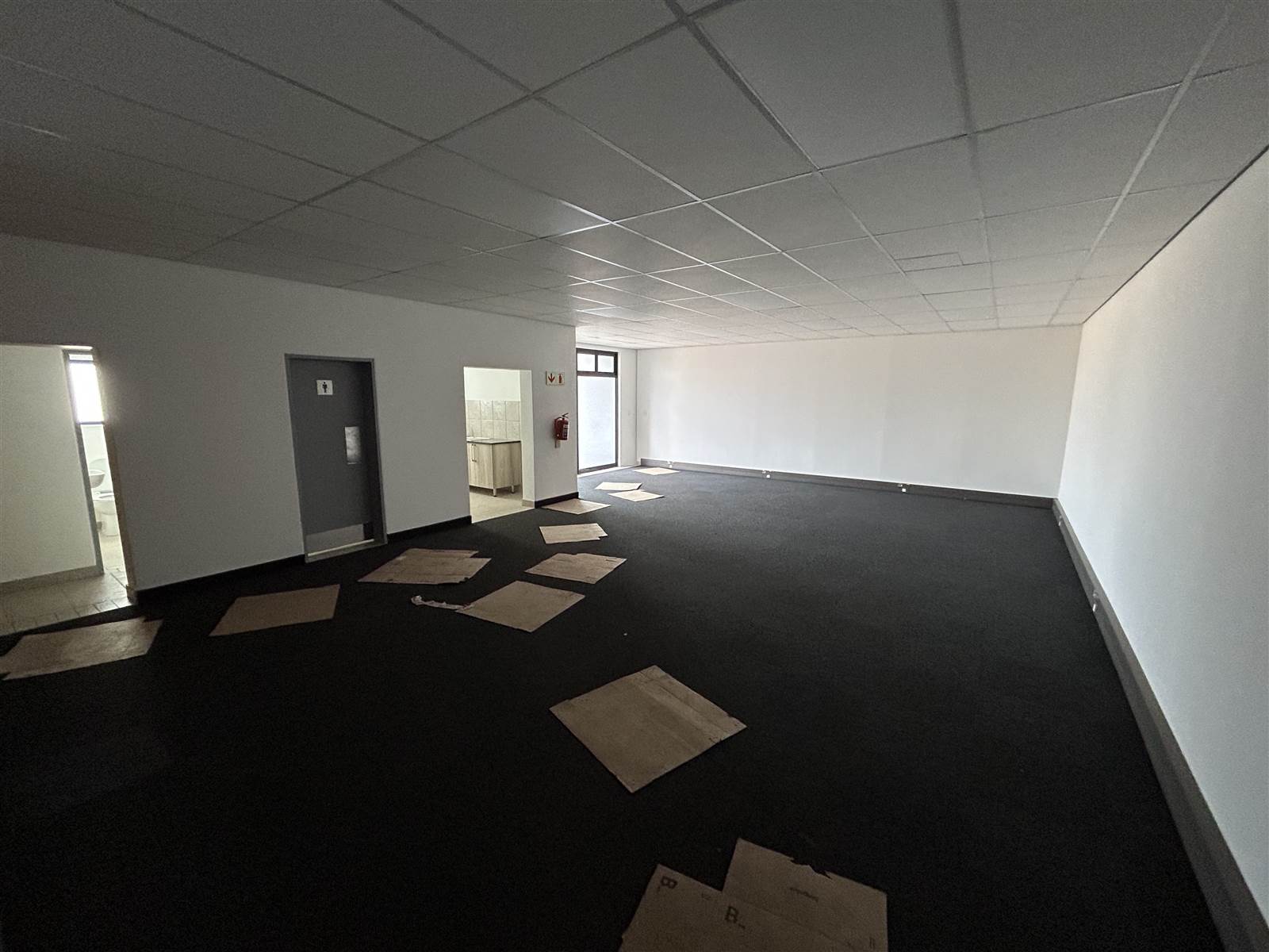 1315  m² Industrial space in Clayville photo number 8