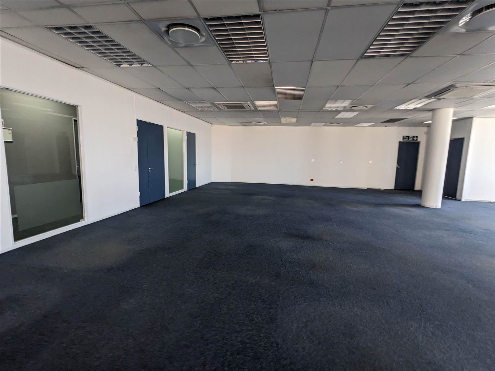 563  m² Commercial space in Milnerton Central photo number 17