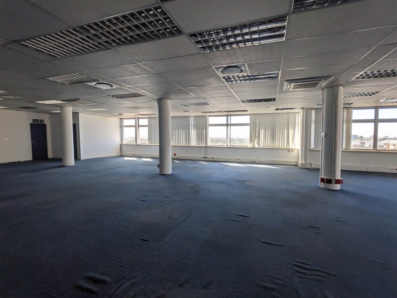 563  m² Commercial space in Milnerton Central photo number 16