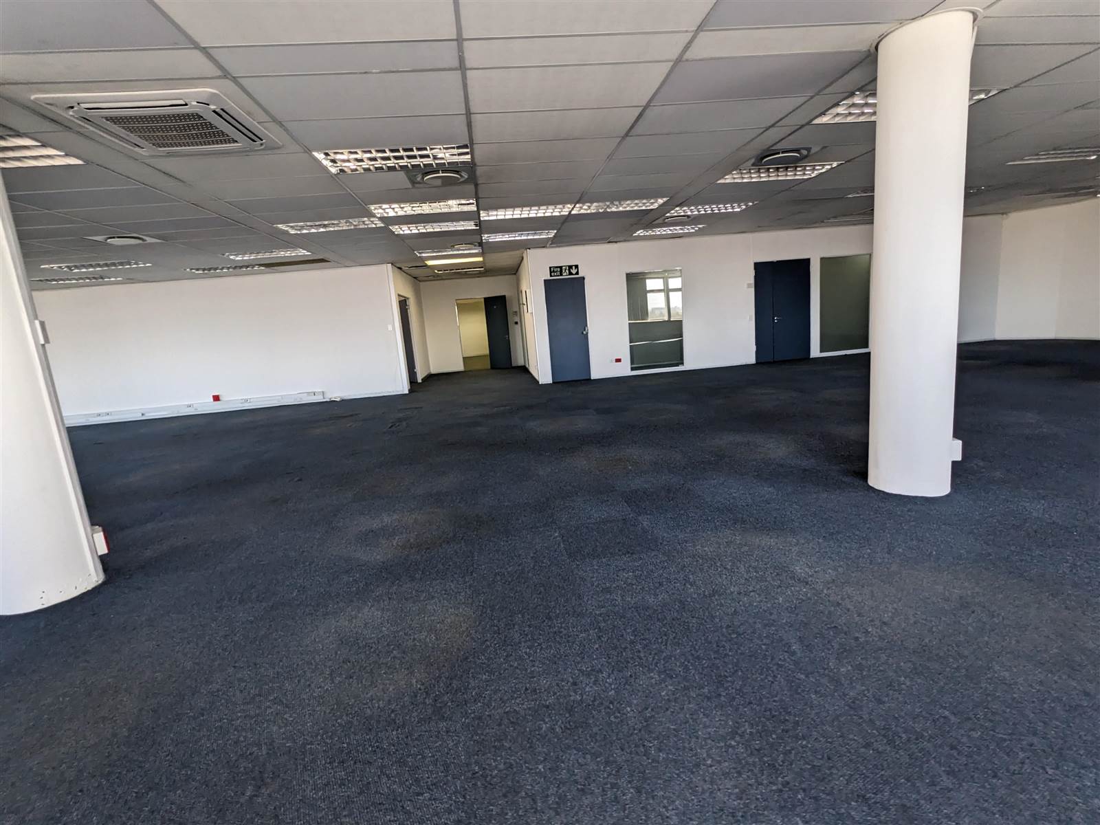 563  m² Commercial space in Milnerton Central photo number 25