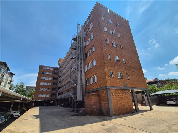 1.5 Bedroom Flat 1.5 Bedroom Flat