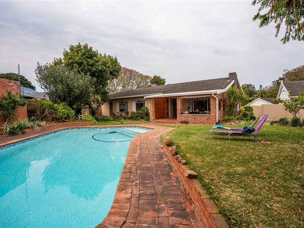 3 Bedroom House 3 Bedroom House