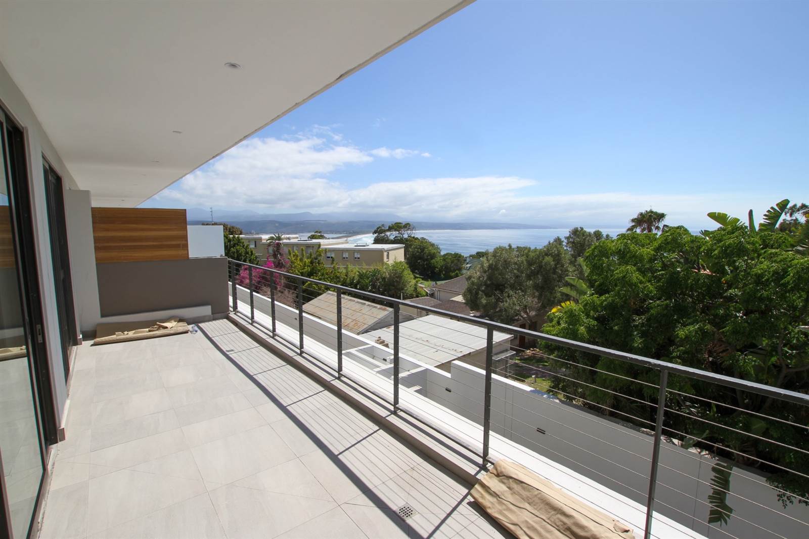 3 Bed Flat in Plettenberg Bay photo number 8