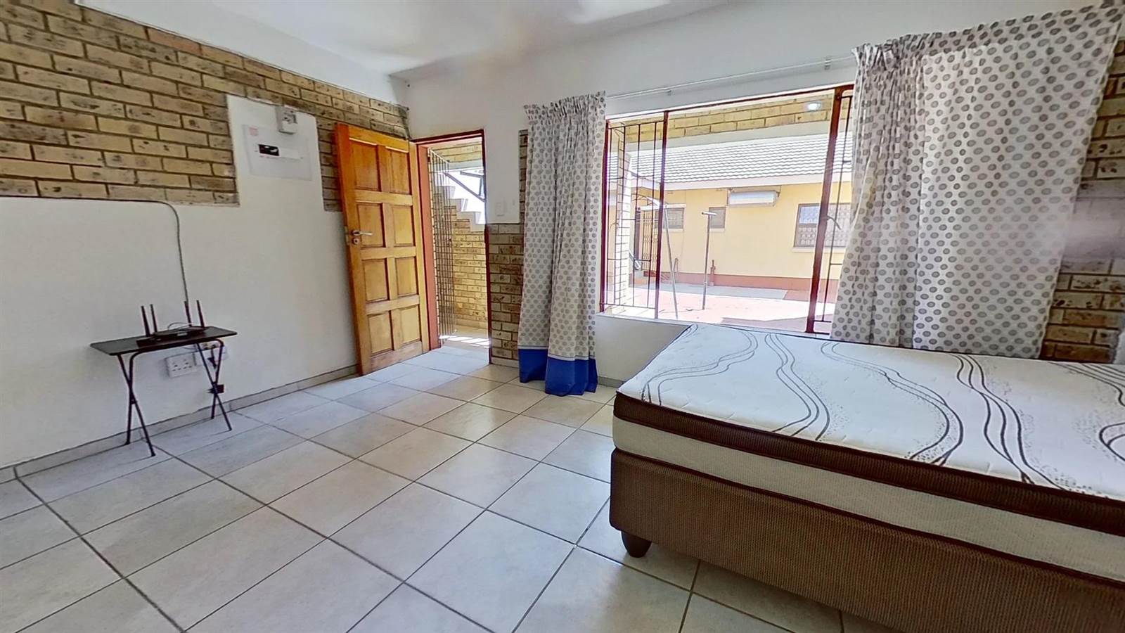 1 Bed Apartment in Wilkoppies photo number 6