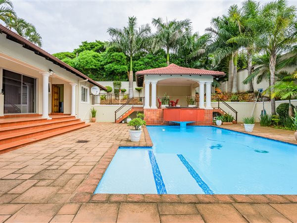 5 Bedroom House 5 Bedroom House