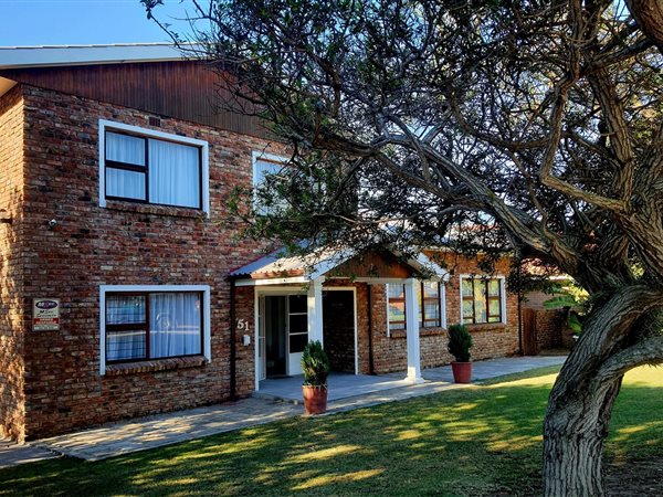 3 Bedroom House 3 Bedroom House