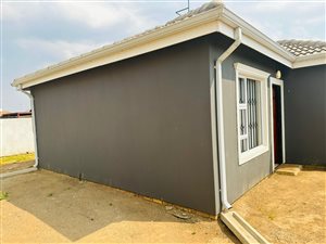 2 Bed House in Leondale