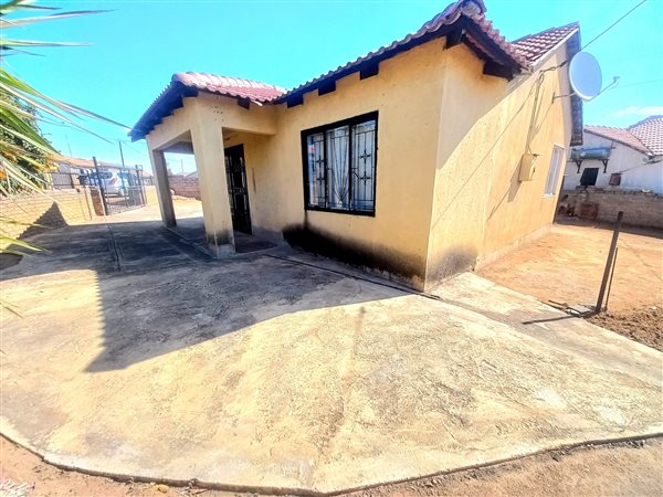 2 Bedroom House