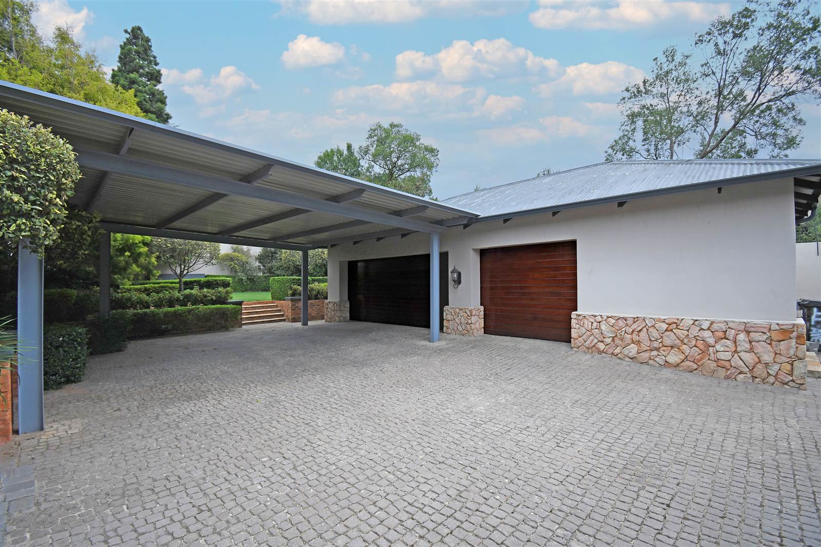 5 Bed House in Parktown photo number 30