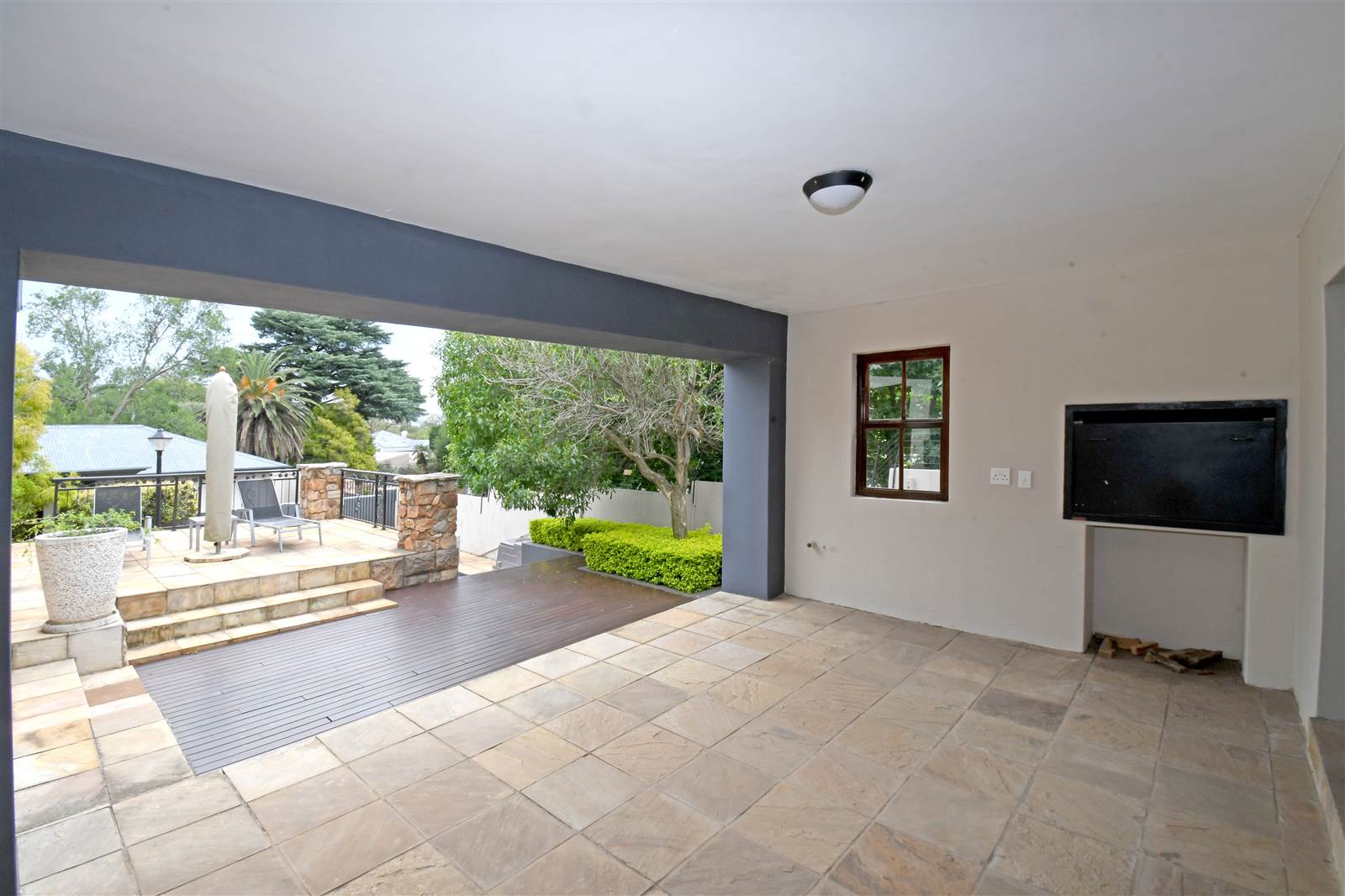 5 Bed House in Parktown photo number 19