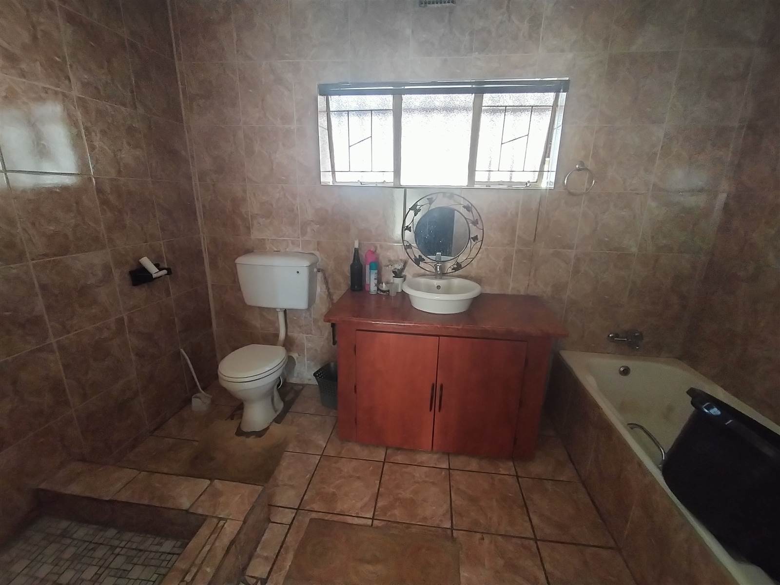 3 Bed House in Pretoria North photo number 7
