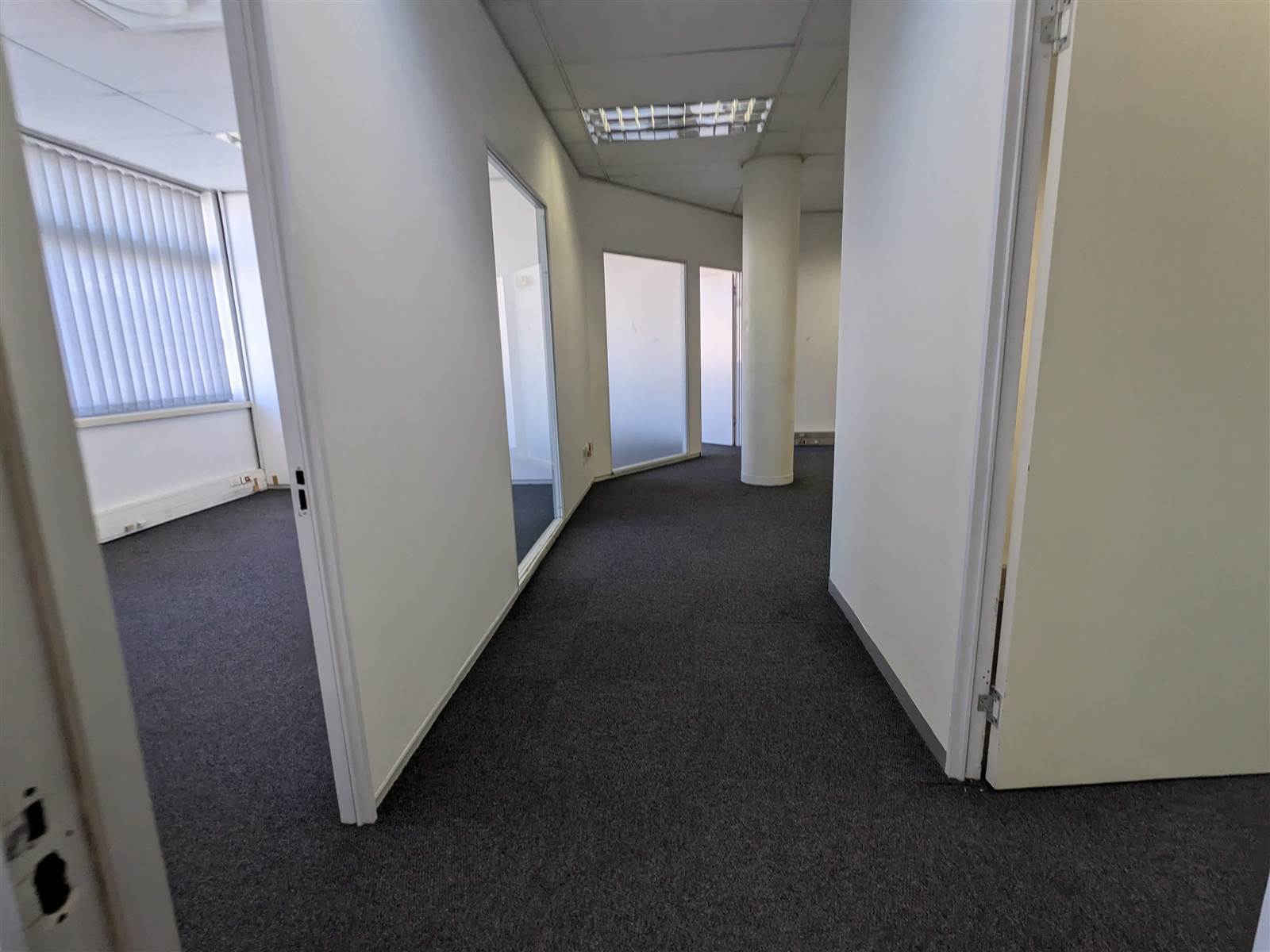163  m² Commercial space in Milnerton Central photo number 21