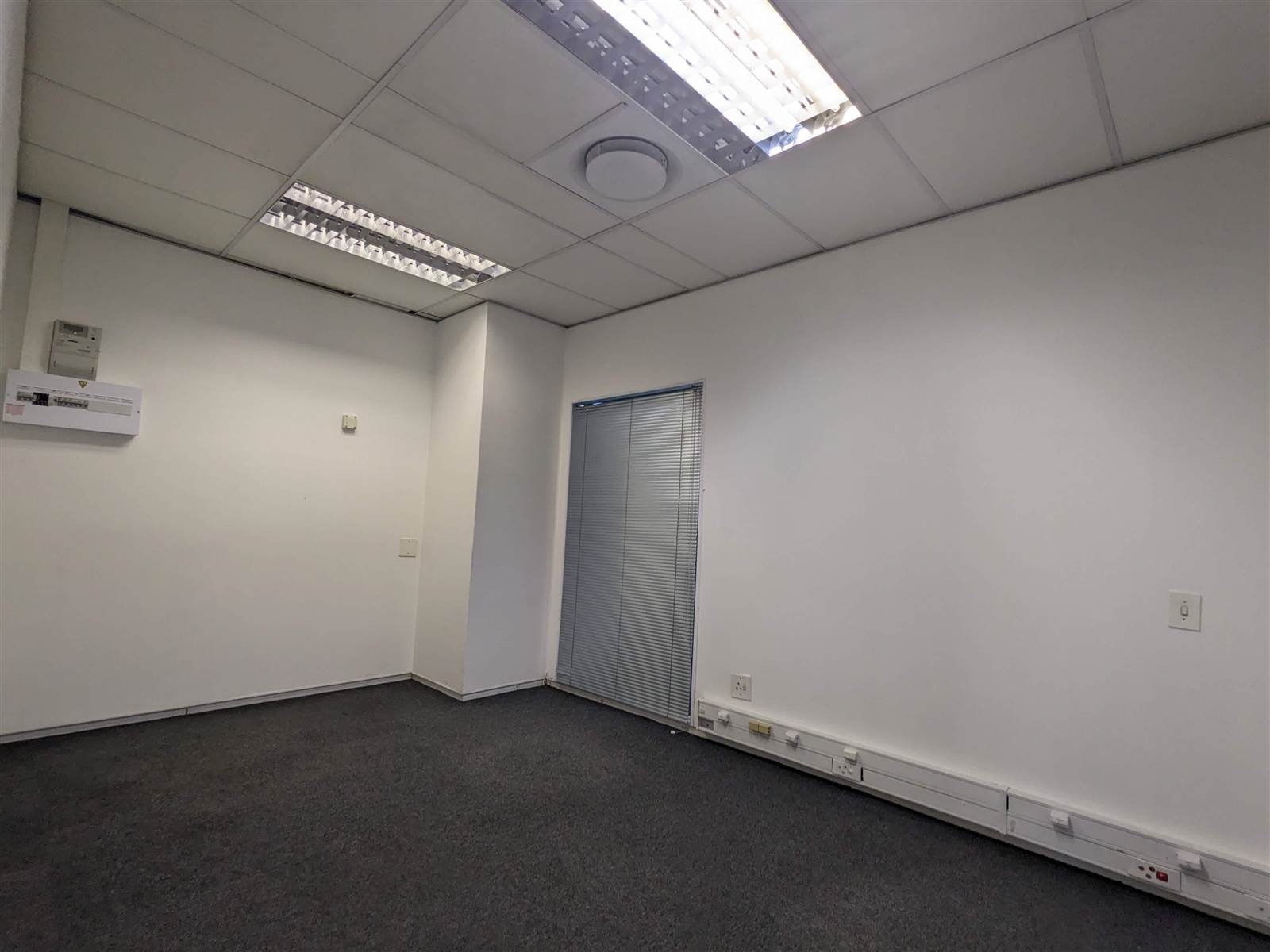 163  m² Commercial space in Milnerton Central photo number 27