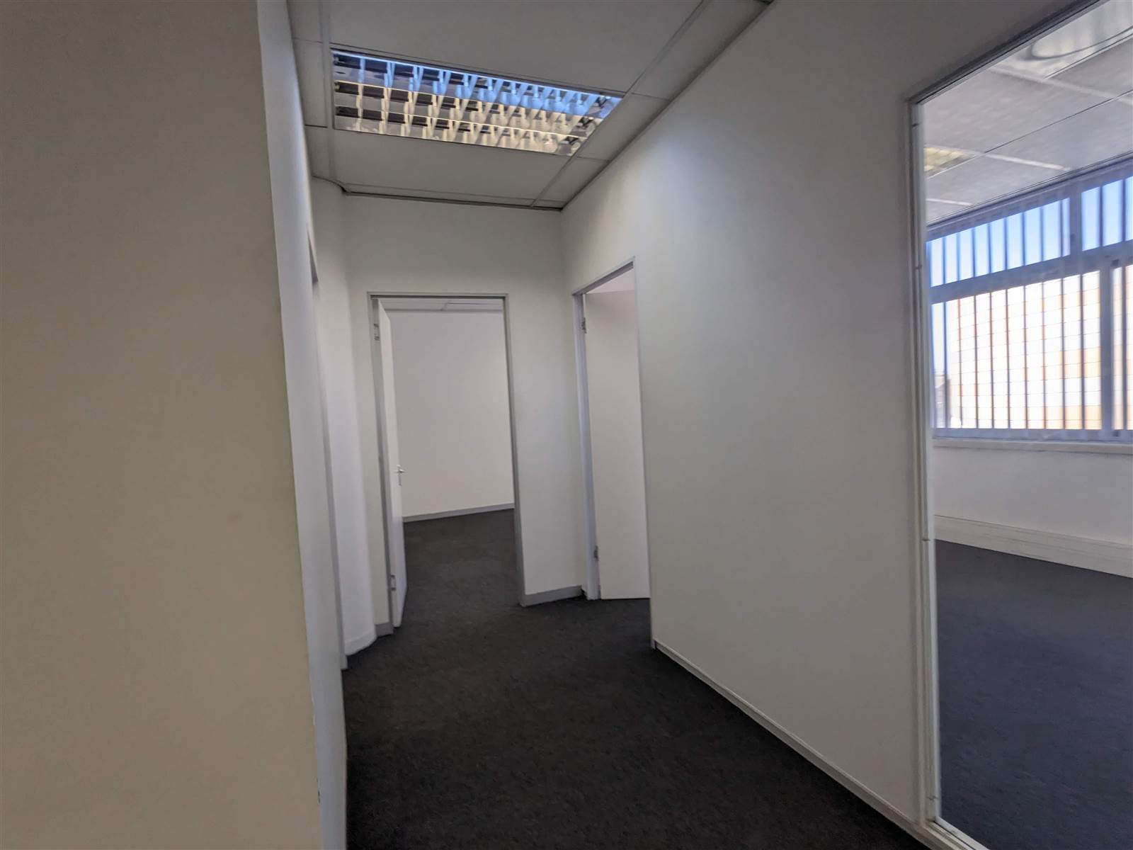 163  m² Commercial space in Milnerton Central photo number 25