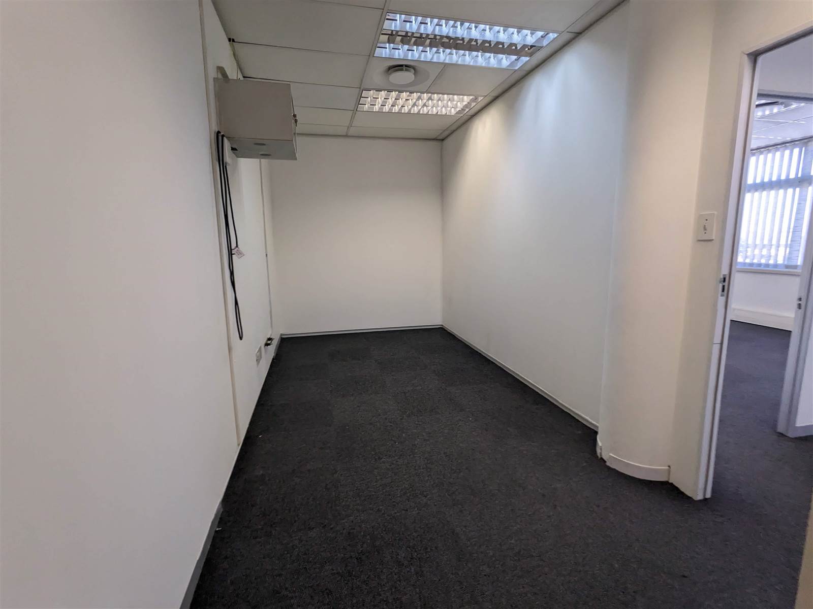 163  m² Commercial space in Milnerton Central photo number 23