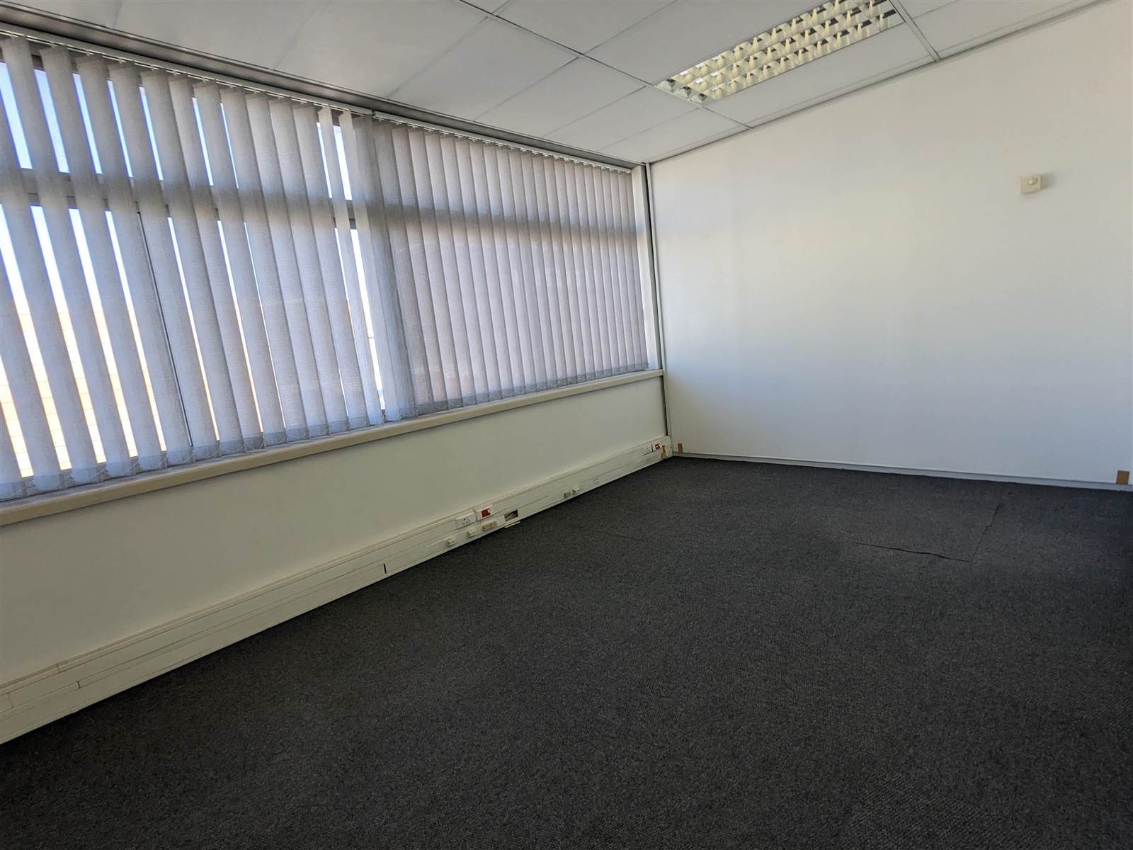 163  m² Commercial space in Milnerton Central photo number 22