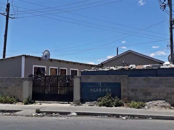 2 Bed House in Kraaifontein Central