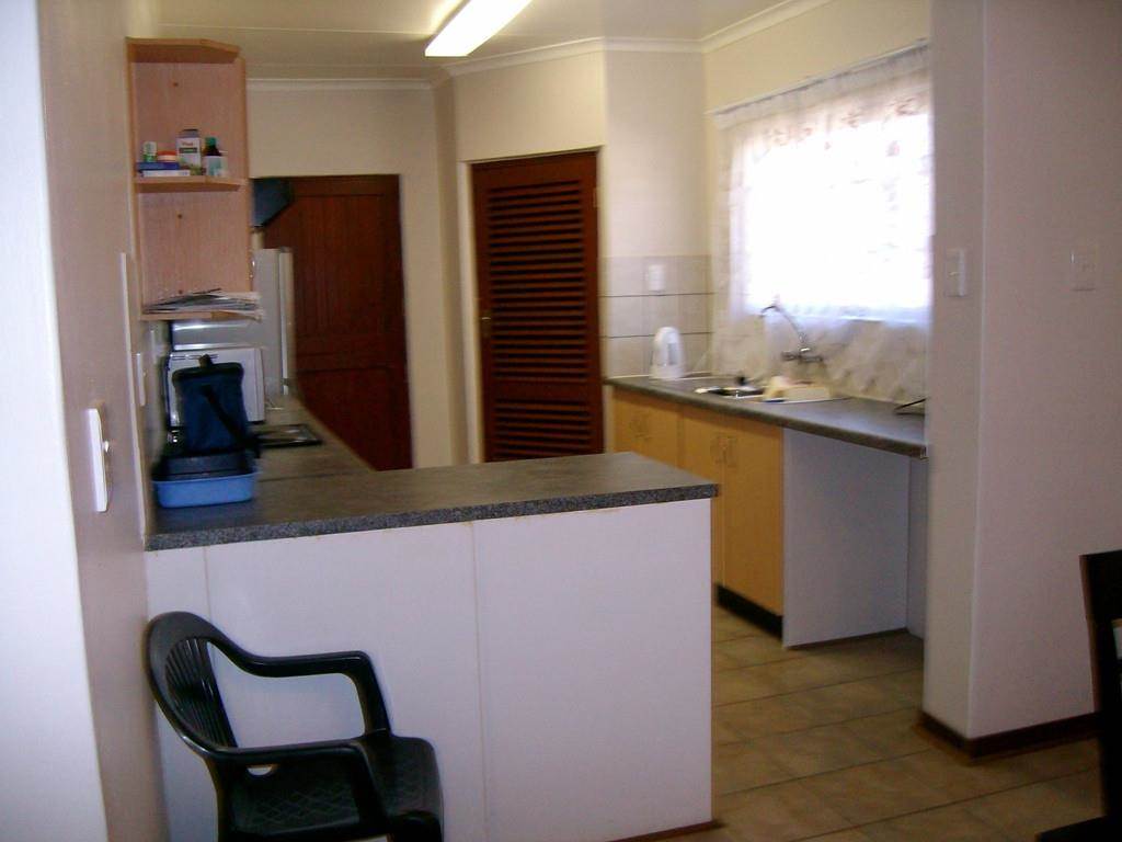 2 Bed Townhouse in Harrismith photo number 14