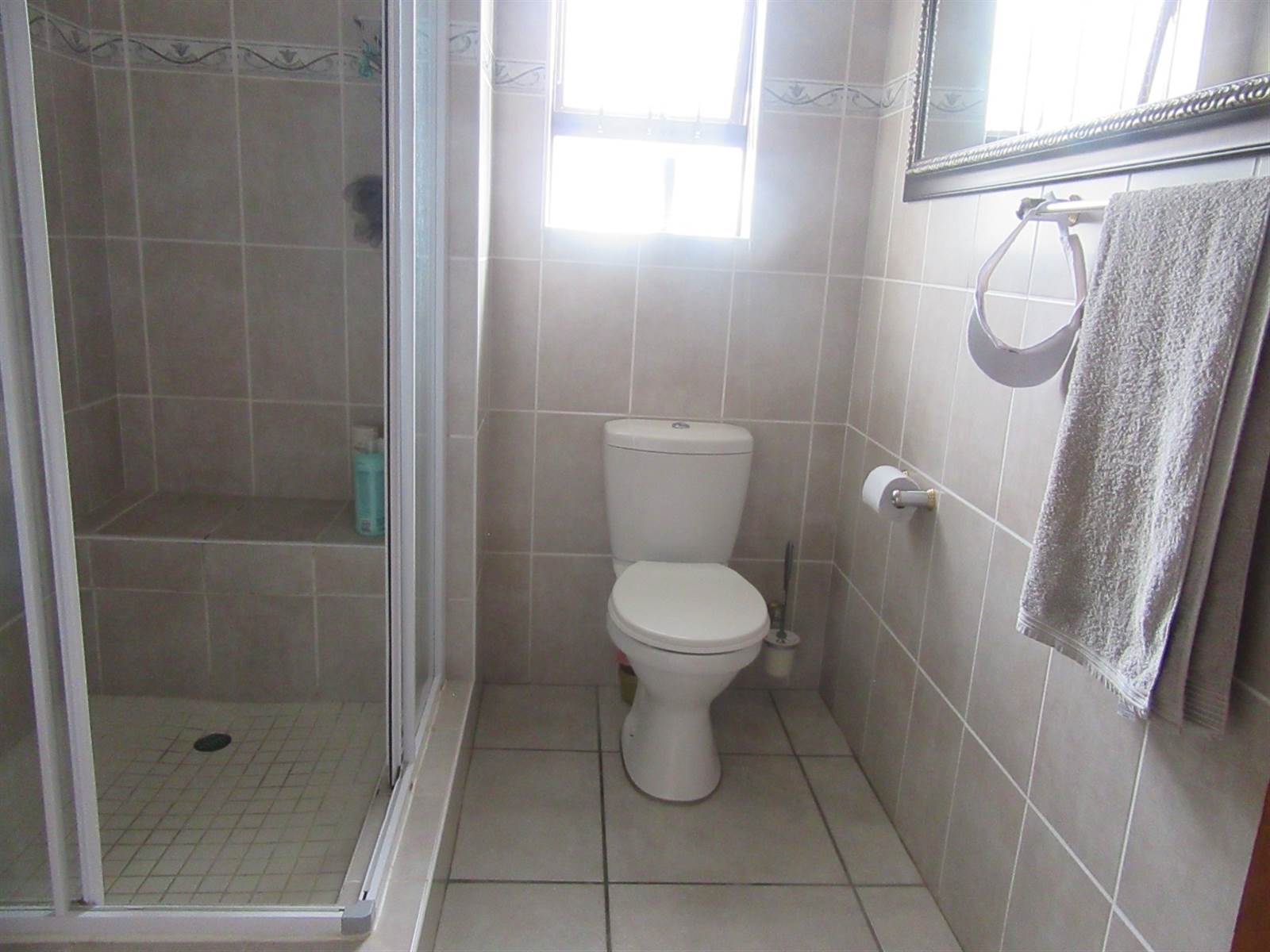 3 Bed Townhouse in Scottburgh Central photo number 21