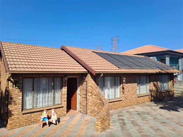 3 Bedroom House 3 Bedroom House