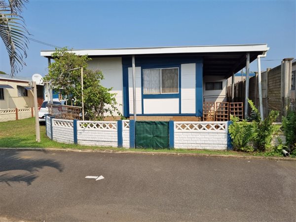 2 Bed Townhouse in Illovo Beach