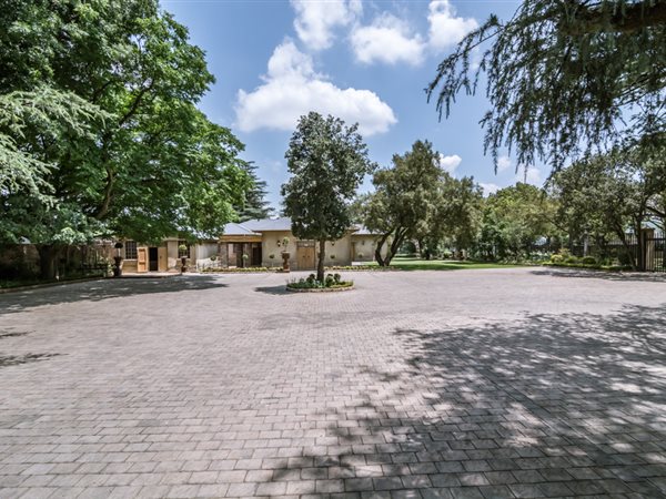 475  m² Commercial space in Northmead