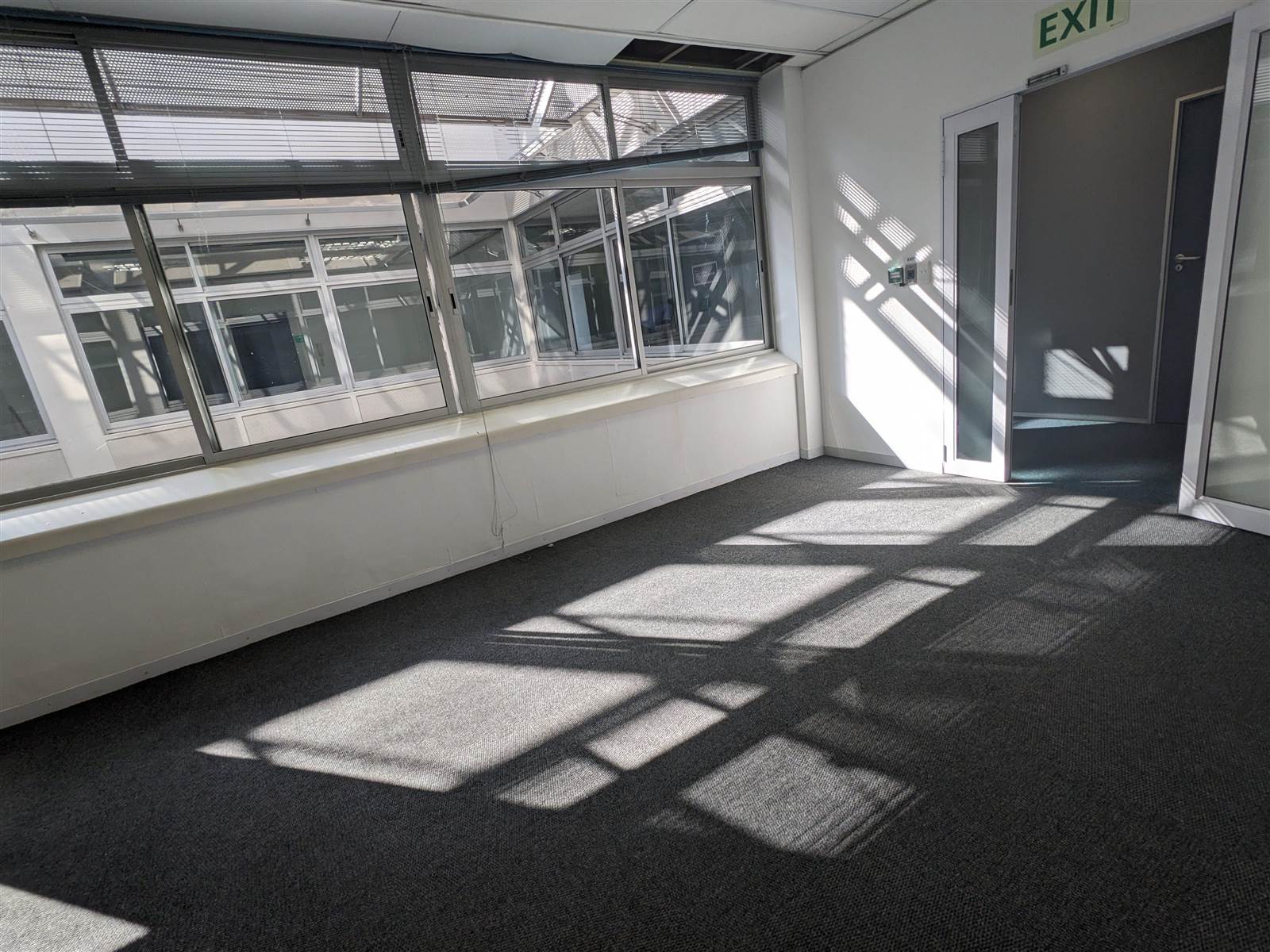 272  m² Commercial space in Milnerton Central photo number 5