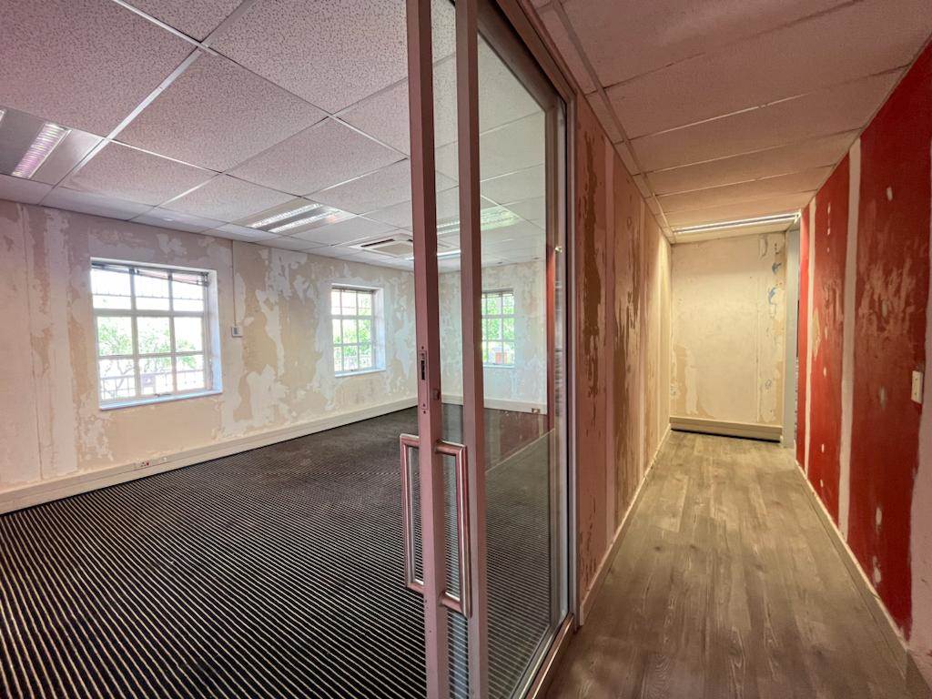 303  m² Commercial space in Bryanston photo number 6