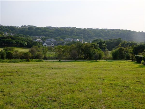 1 170 m² Land