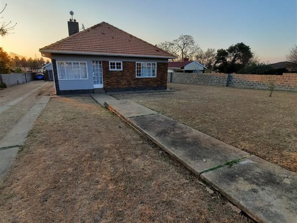 3 Bedroom House 3 Bedroom House