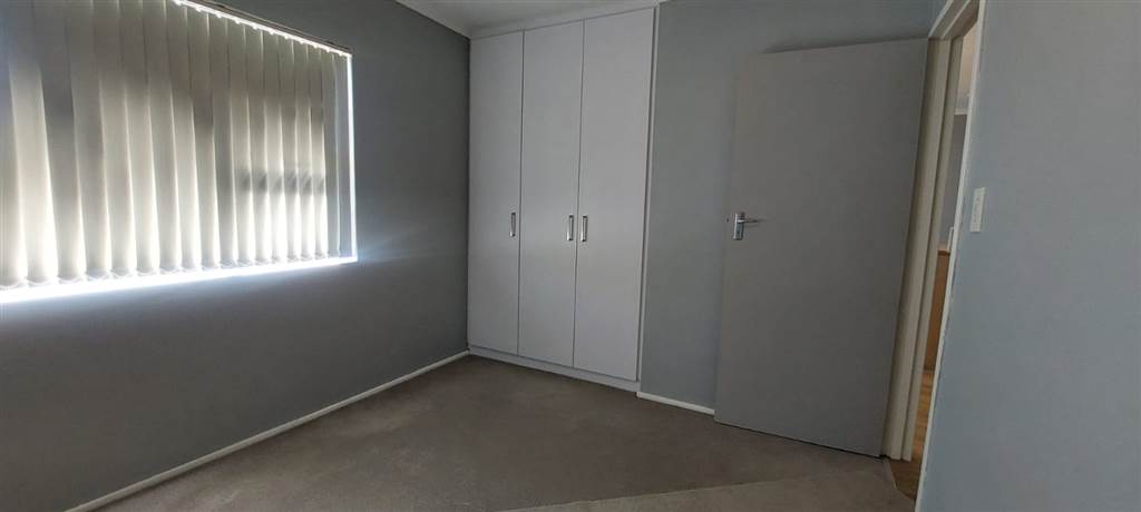 3 Bed Apartment in Middedorp photo number 5