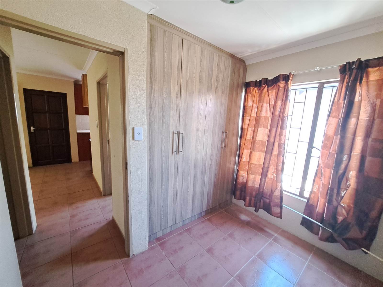 2 Bed House in Soshanguve photo number 11