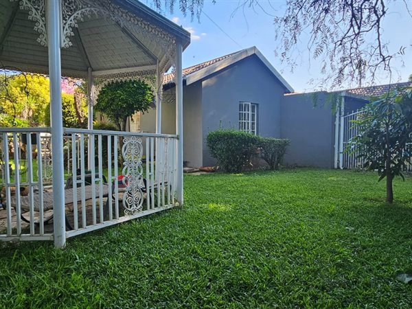 3 Bedroom House 3 Bedroom House