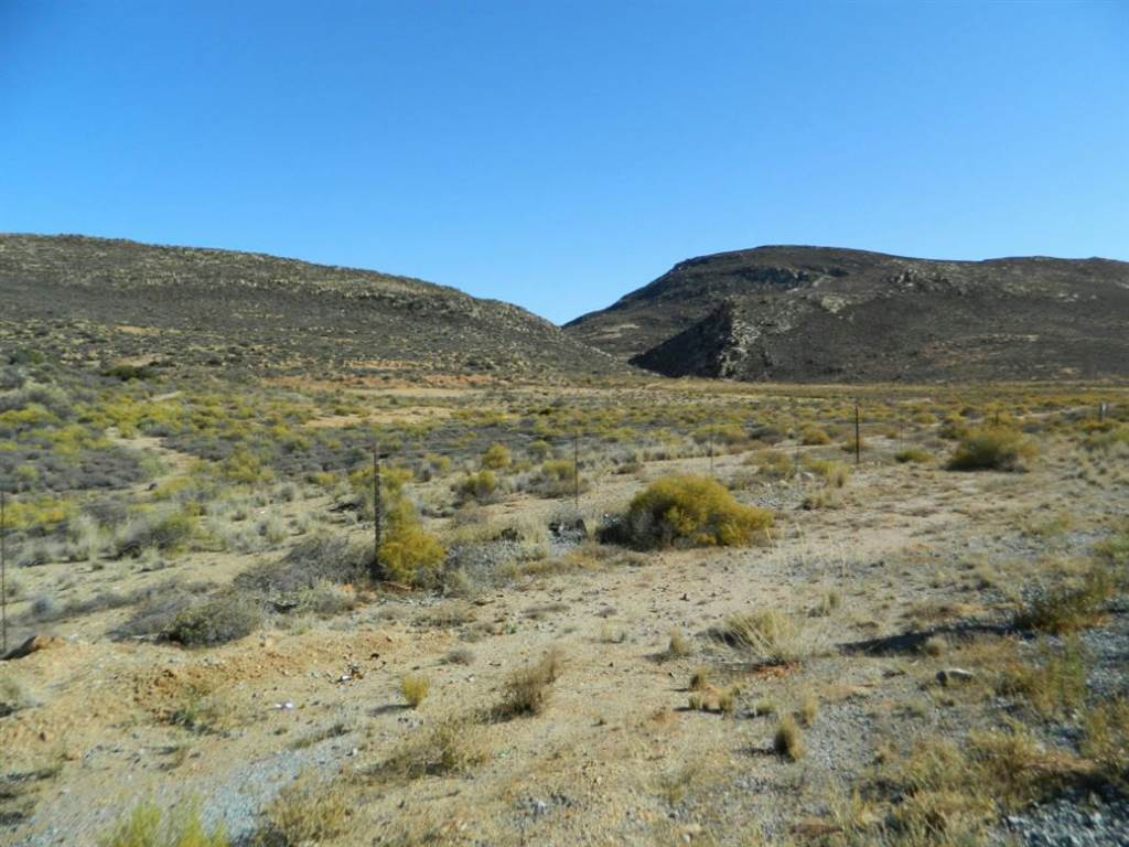 102.5 ha Land available in Springbok photo number 4