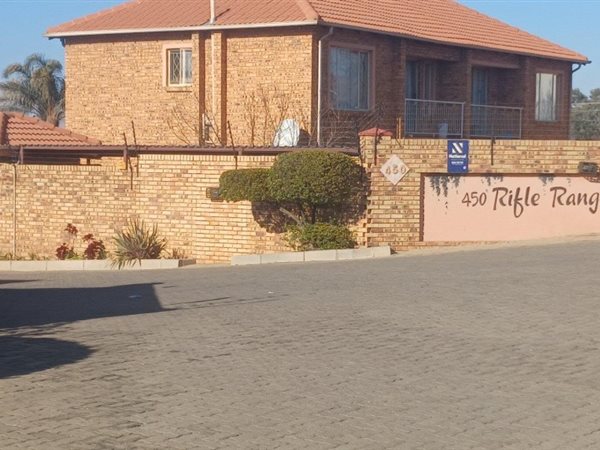 2 Bedroom Townhouse 2 Bedroom Townhouse