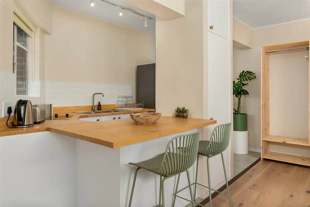 Studio apartment in Green Point photo number 15