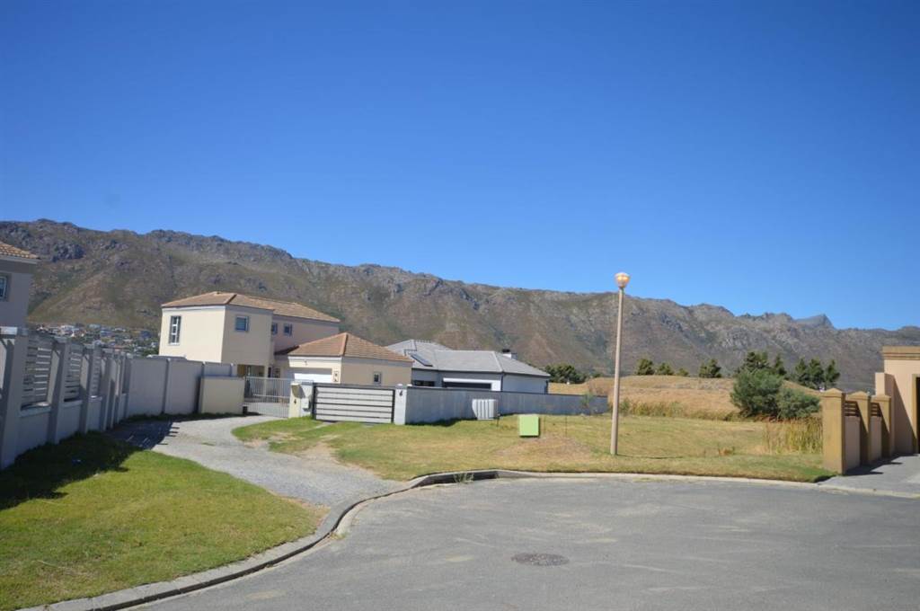 502 m² Land available in Fairview Golf Estate photo number 12