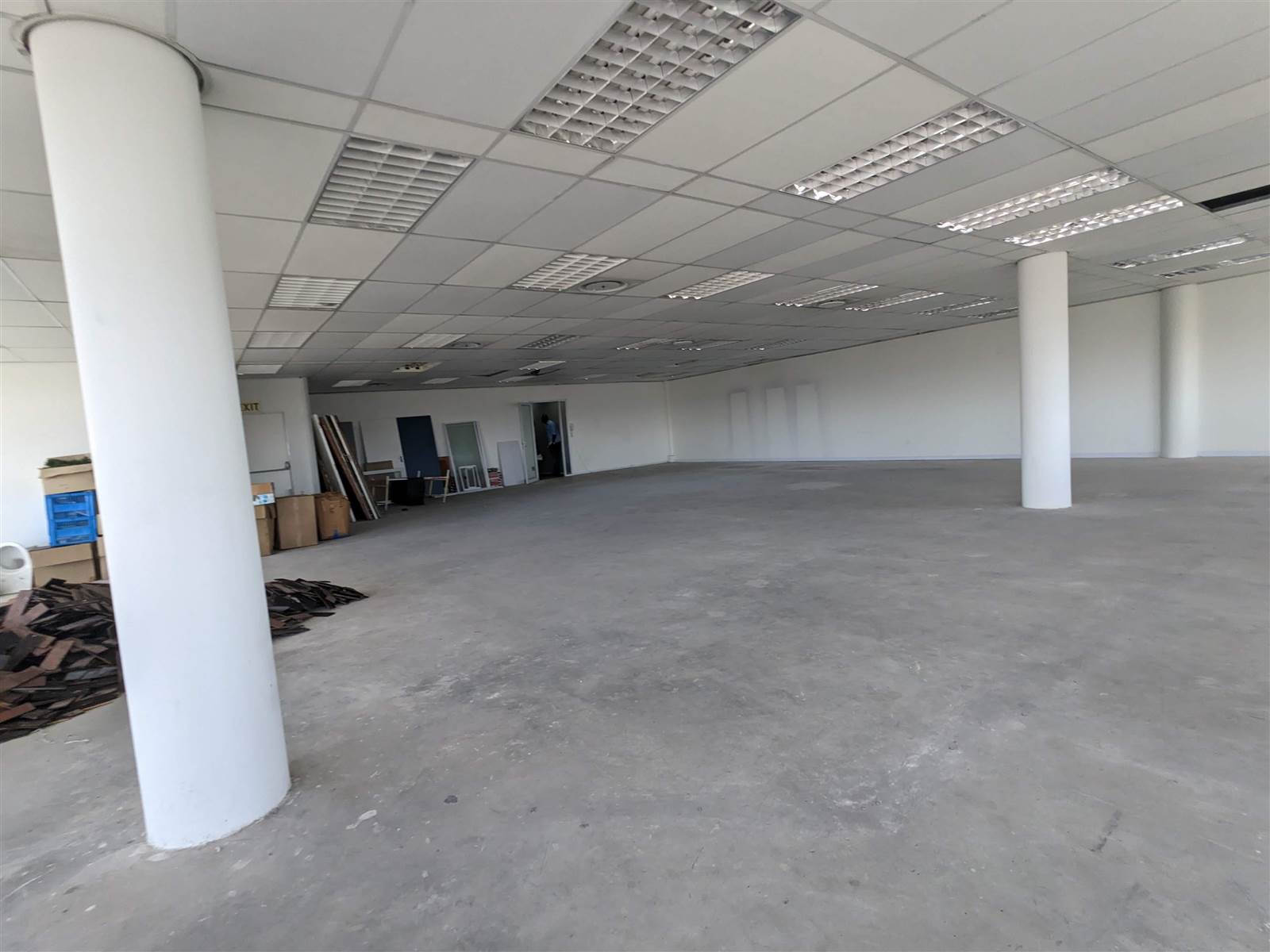 295  m² Commercial space in Milnerton Central photo number 13