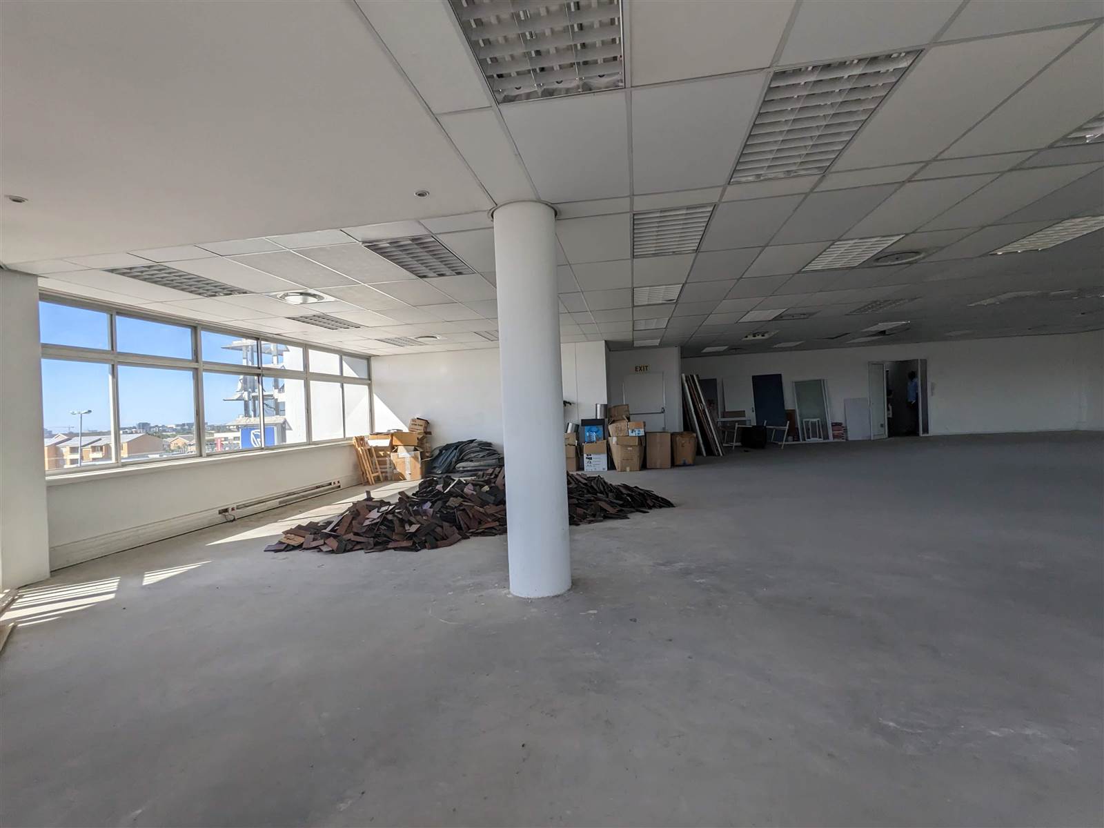 295  m² Commercial space in Milnerton Central photo number 10