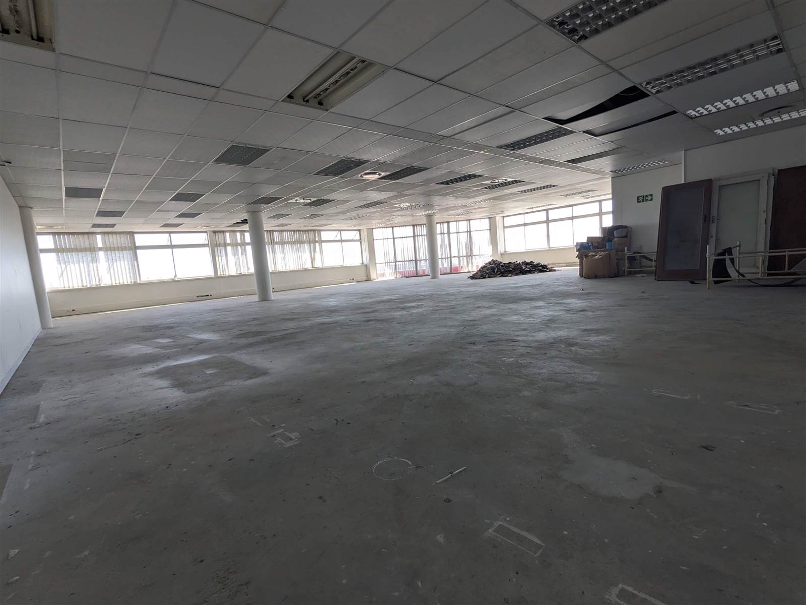 295  m² Commercial space in Milnerton Central photo number 2
