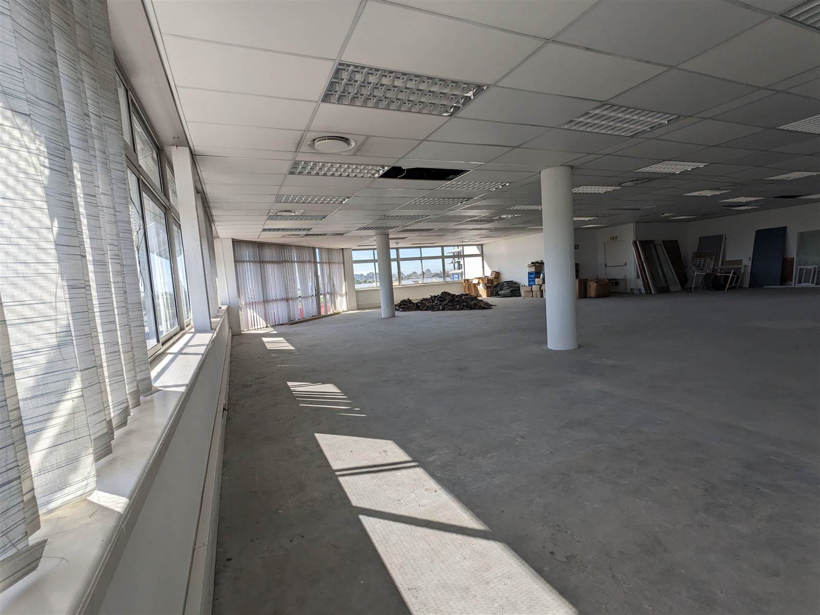 295  m² Commercial space in Milnerton Central photo number 7