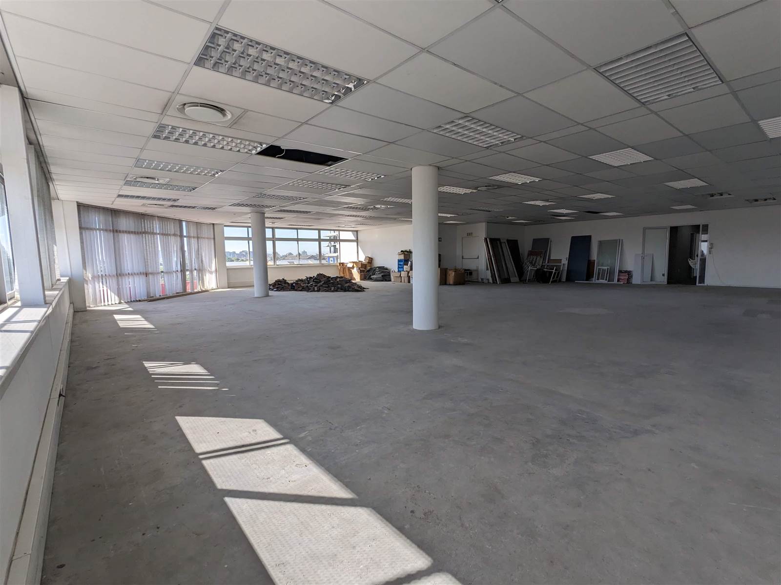 295  m² Commercial space in Milnerton Central photo number 6