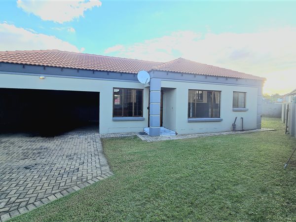 3 Bedroom House 3 Bedroom House