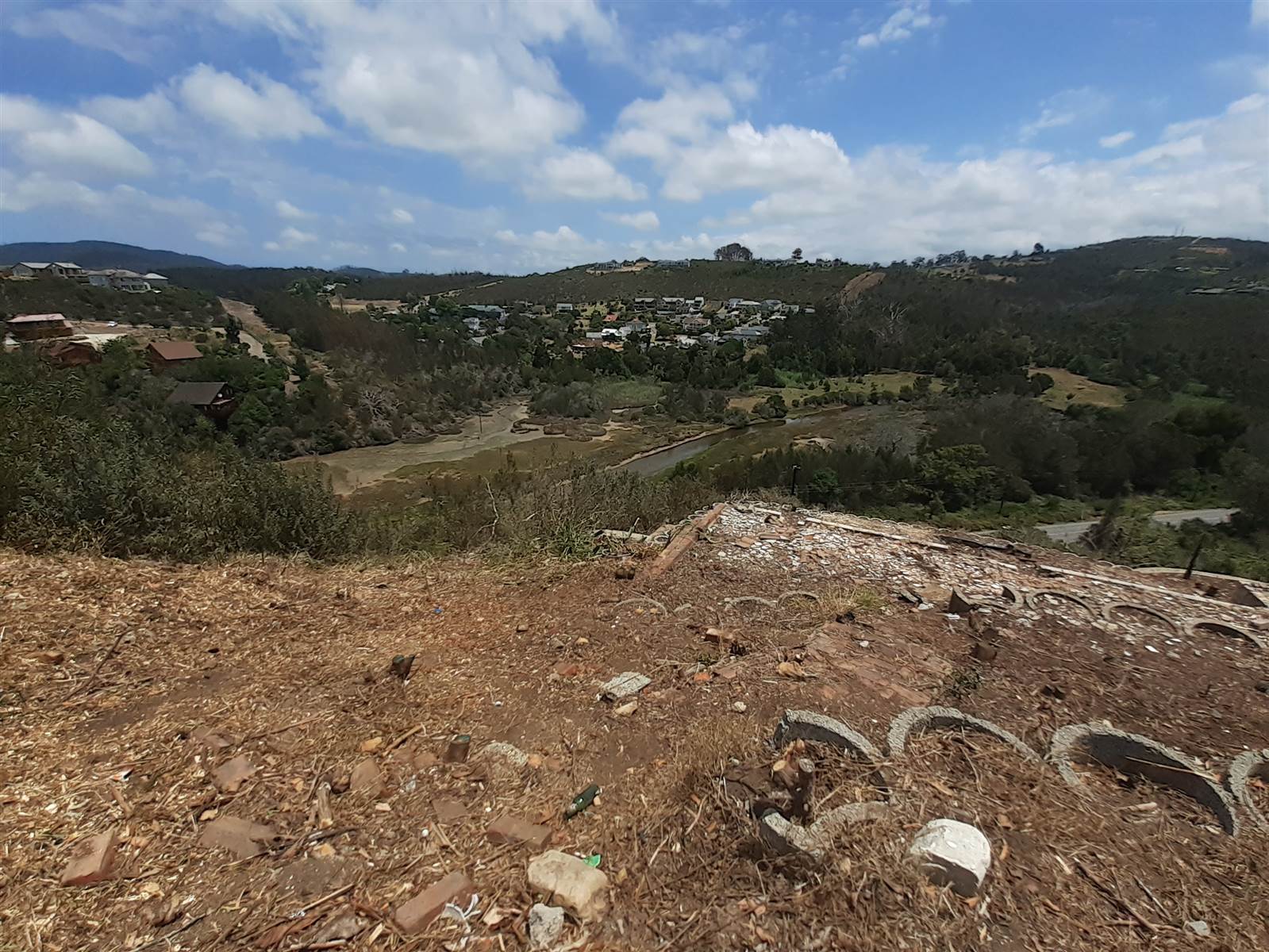 2003 m² Land available in Knysna Heights photo number 4