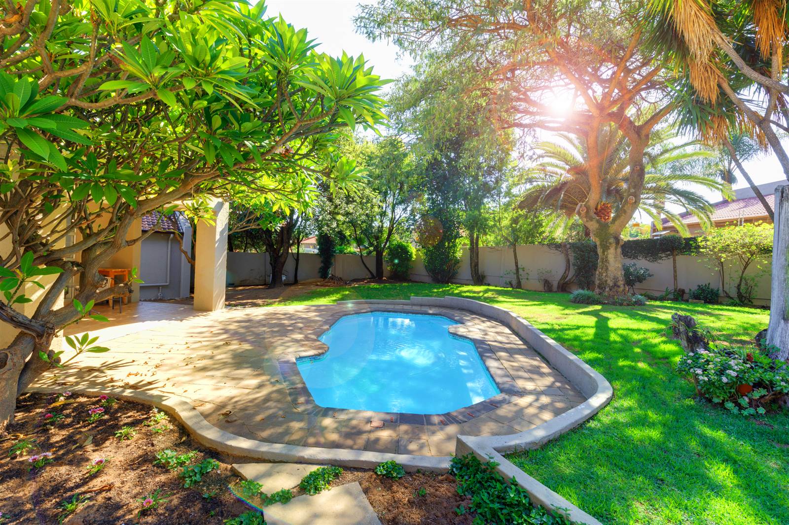 2 Bed House in Douglasdale photo number 16